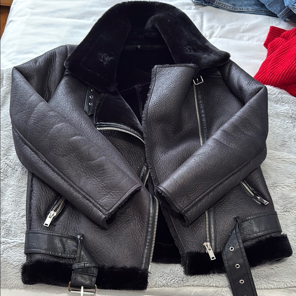 Oversized leather jacket